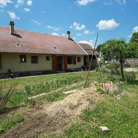 Chambres et table d'hôte Le Petit Radis Lus-la-Croix-Haute Exterior foto